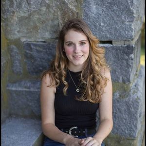 Meet your Posher, Alyshia